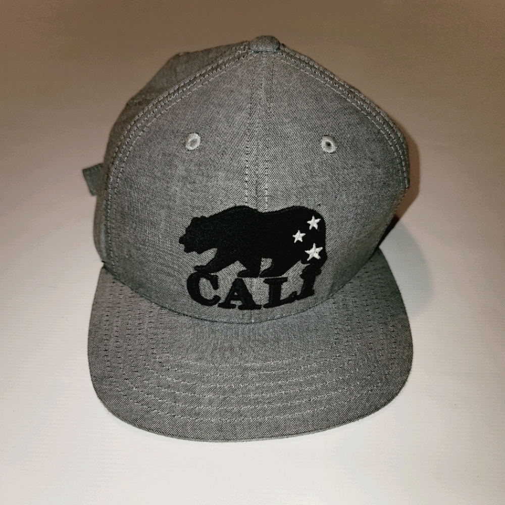 Cali bear hat